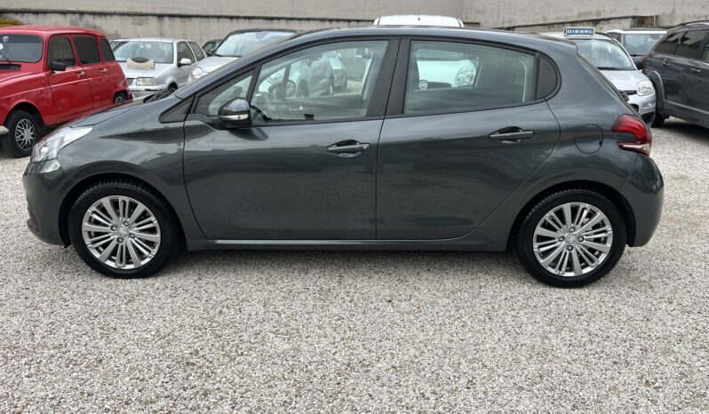 Peugeot 208 PureTech 82 5 porte Allure full